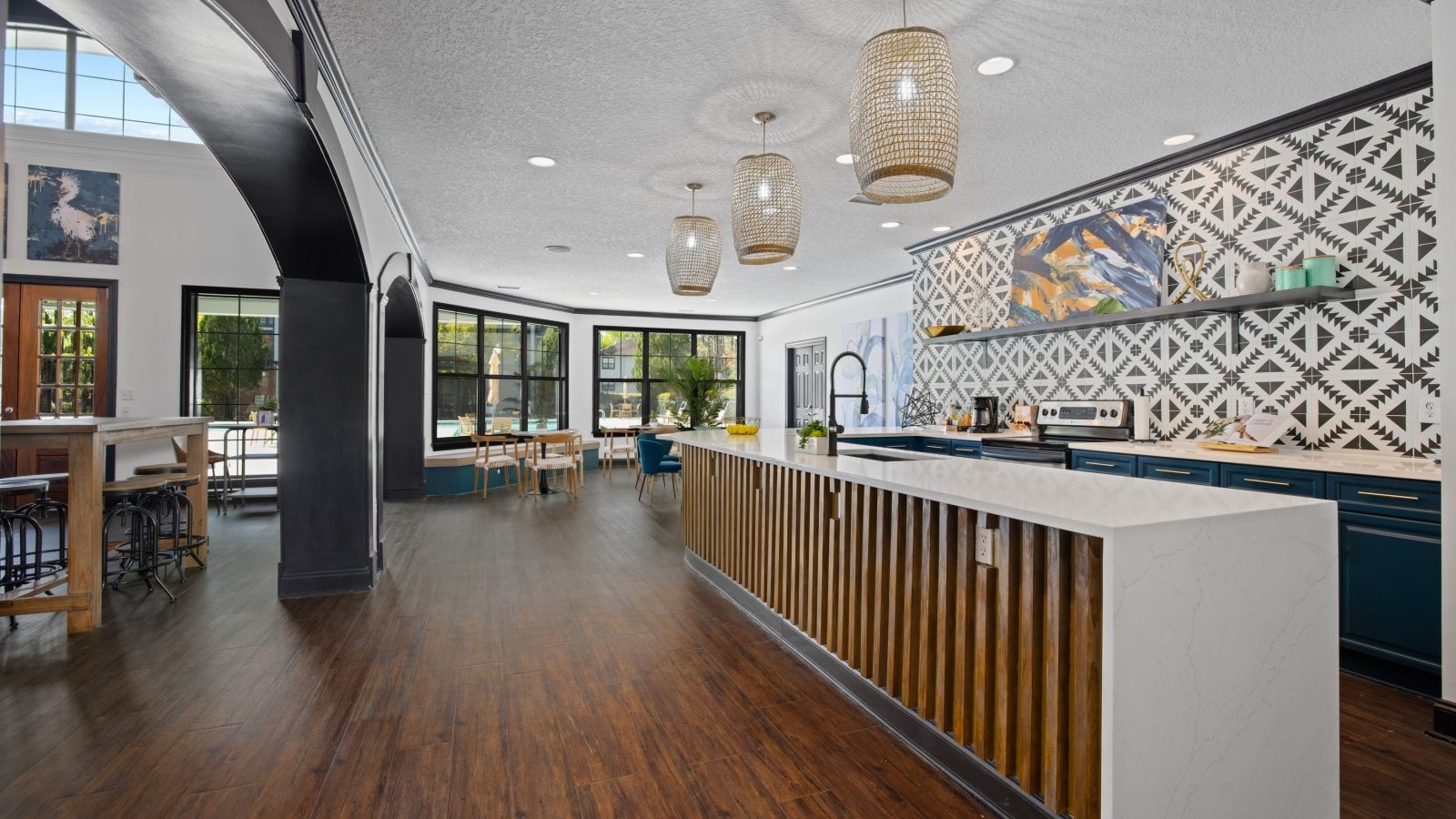 the kitchen and dining area at The Landon
